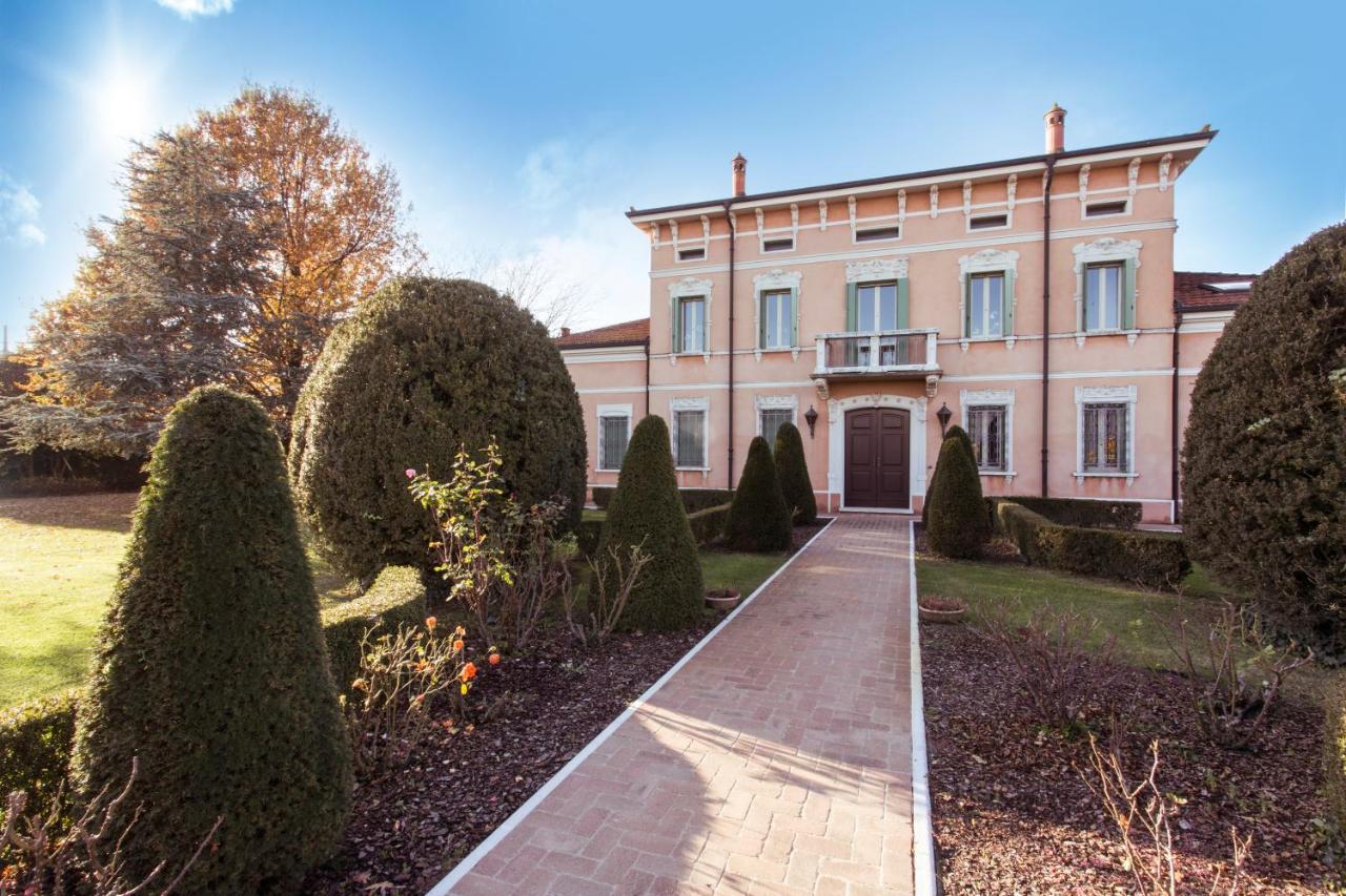 B&B Residence Il Ciliegio , Via Villa Superiore 93 Luzzara Судзара Екстериор снимка