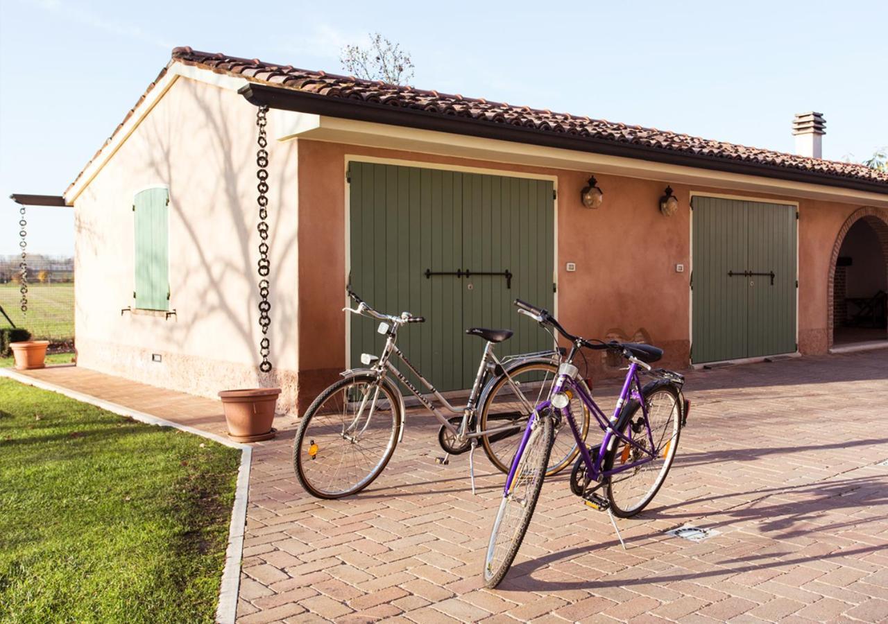 B&B Residence Il Ciliegio , Via Villa Superiore 93 Luzzara Судзара Екстериор снимка