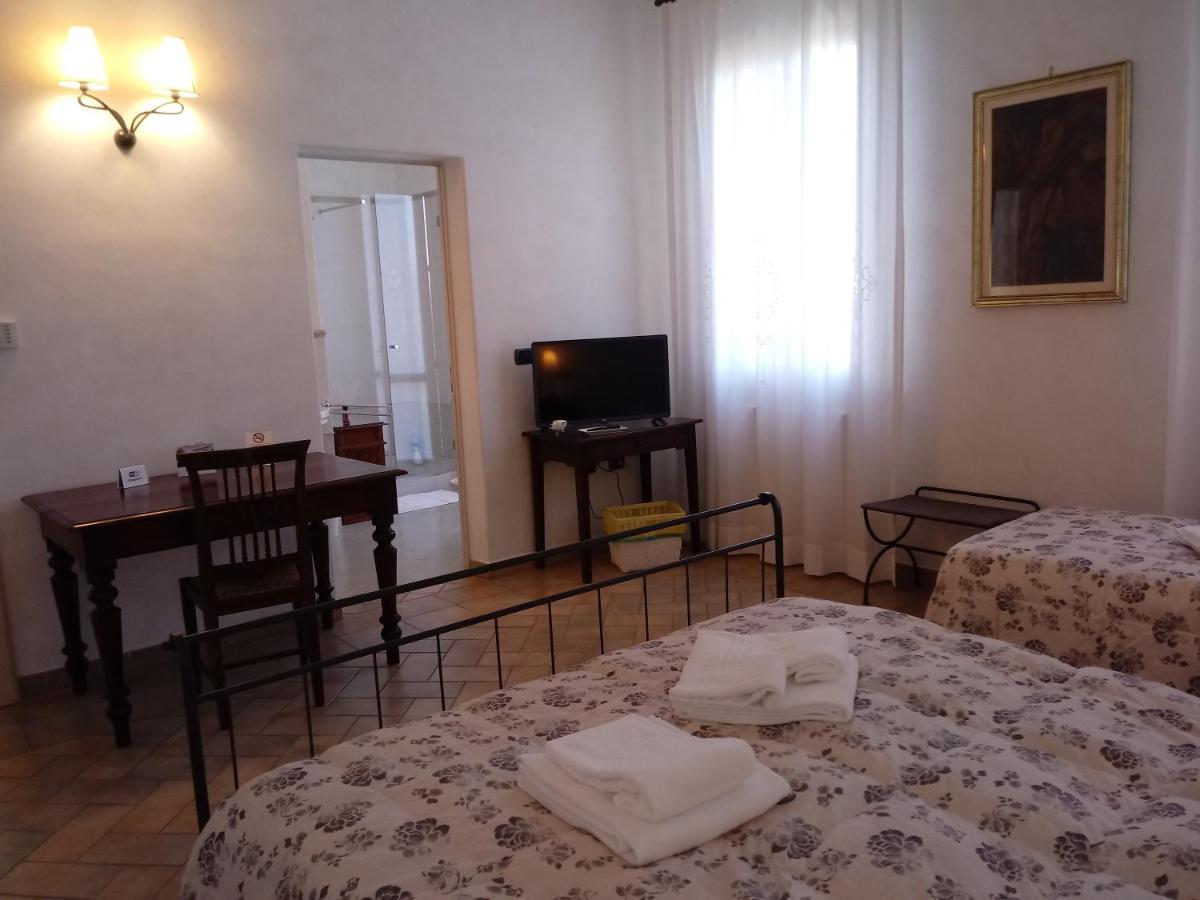B&B Residence Il Ciliegio , Via Villa Superiore 93 Luzzara Судзара Екстериор снимка