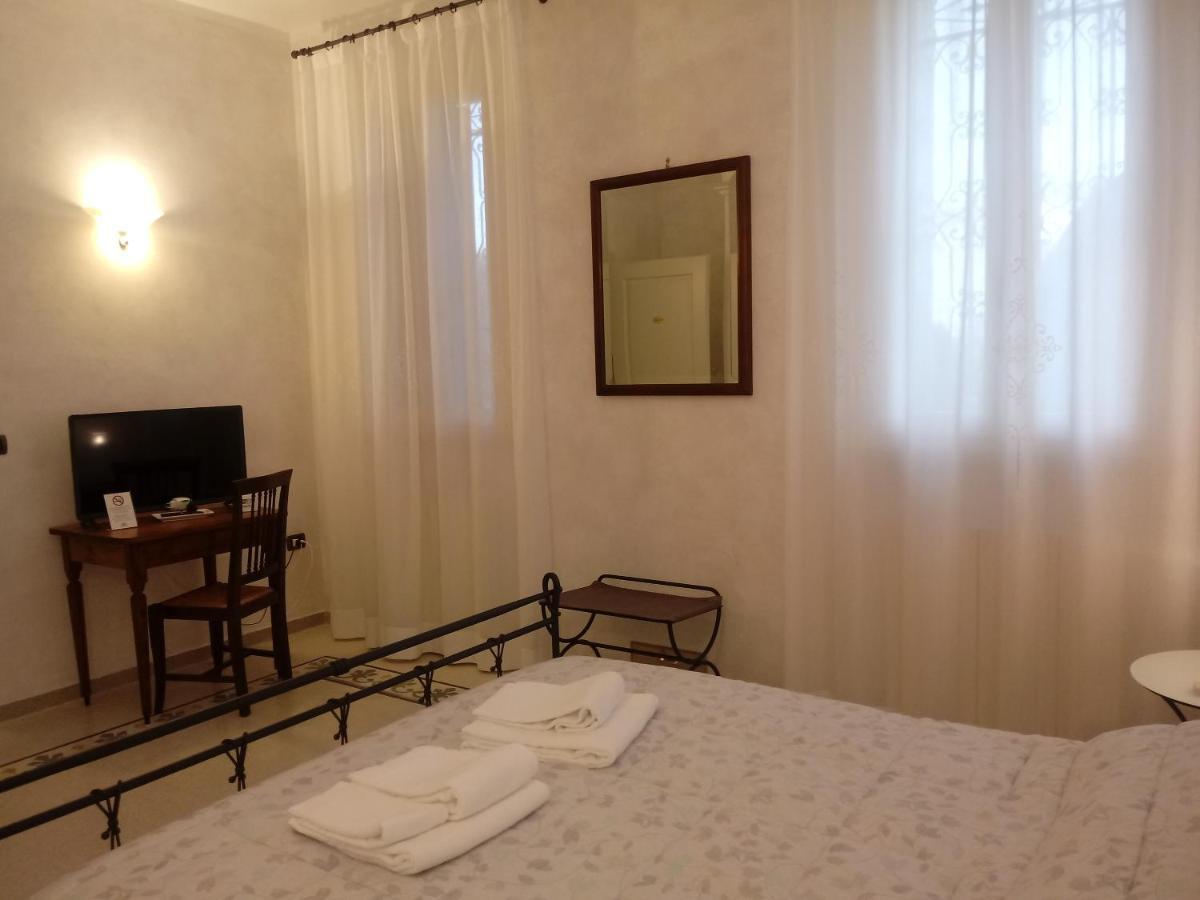 B&B Residence Il Ciliegio , Via Villa Superiore 93 Luzzara Судзара Екстериор снимка