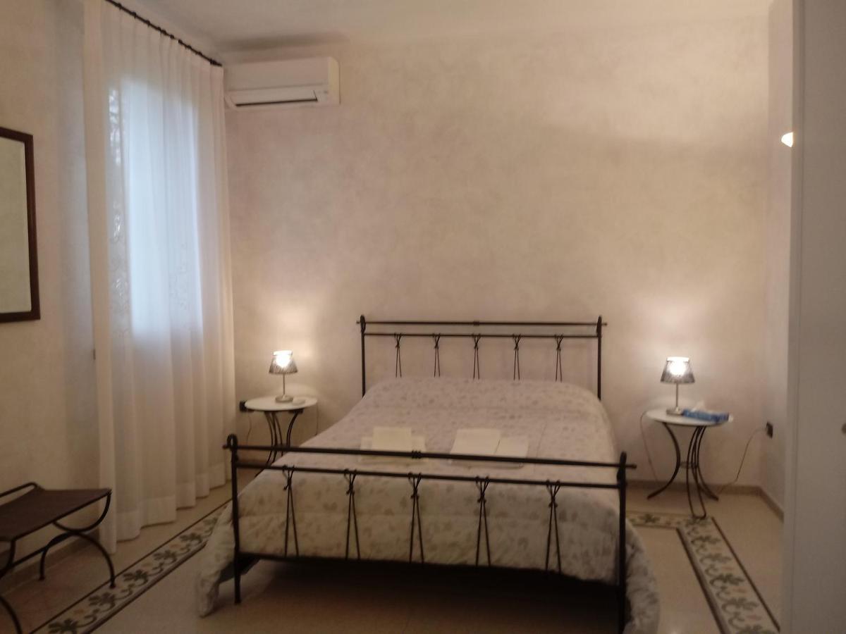 B&B Residence Il Ciliegio , Via Villa Superiore 93 Luzzara Судзара Екстериор снимка