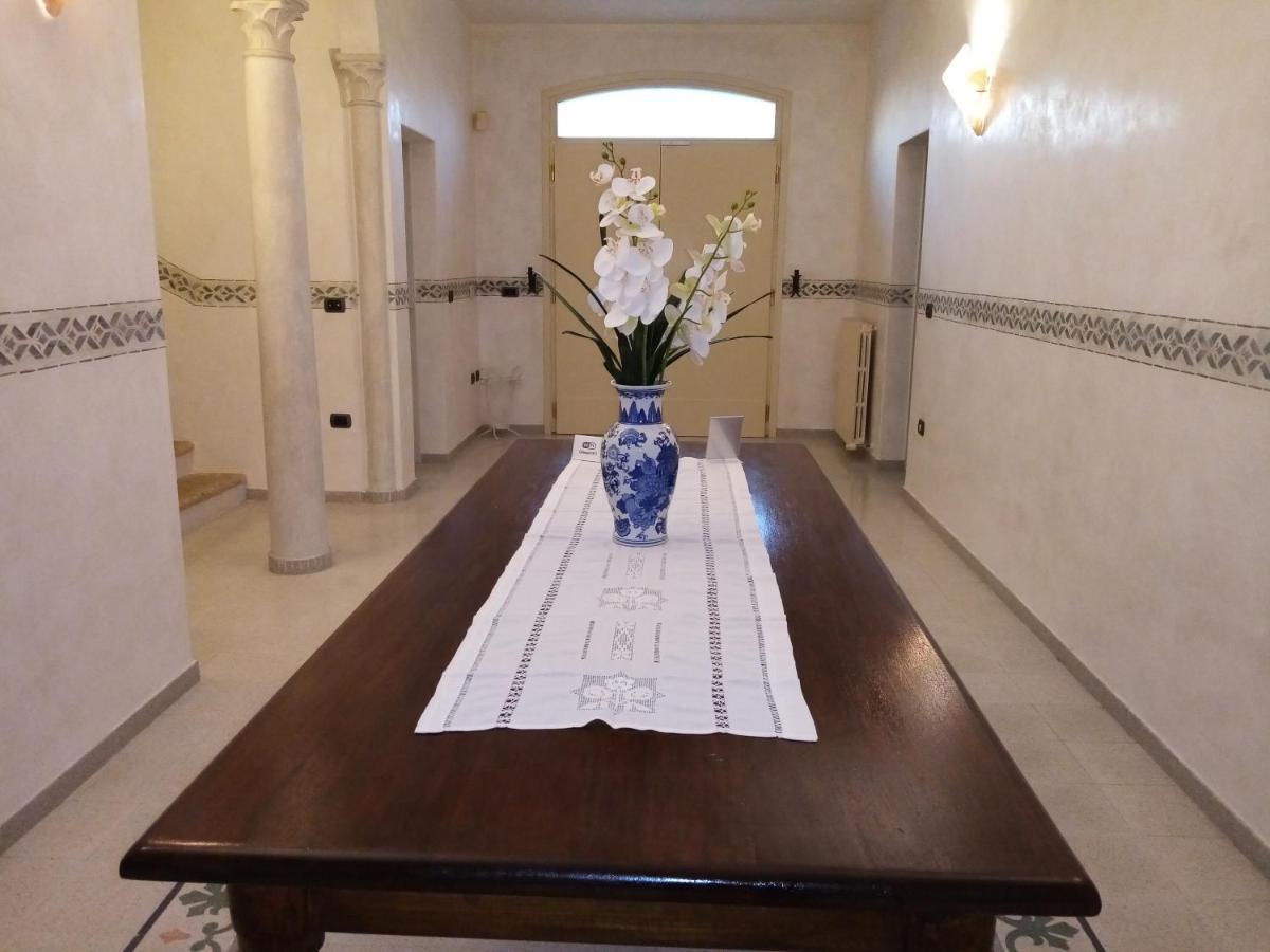 B&B Residence Il Ciliegio , Via Villa Superiore 93 Luzzara Судзара Екстериор снимка